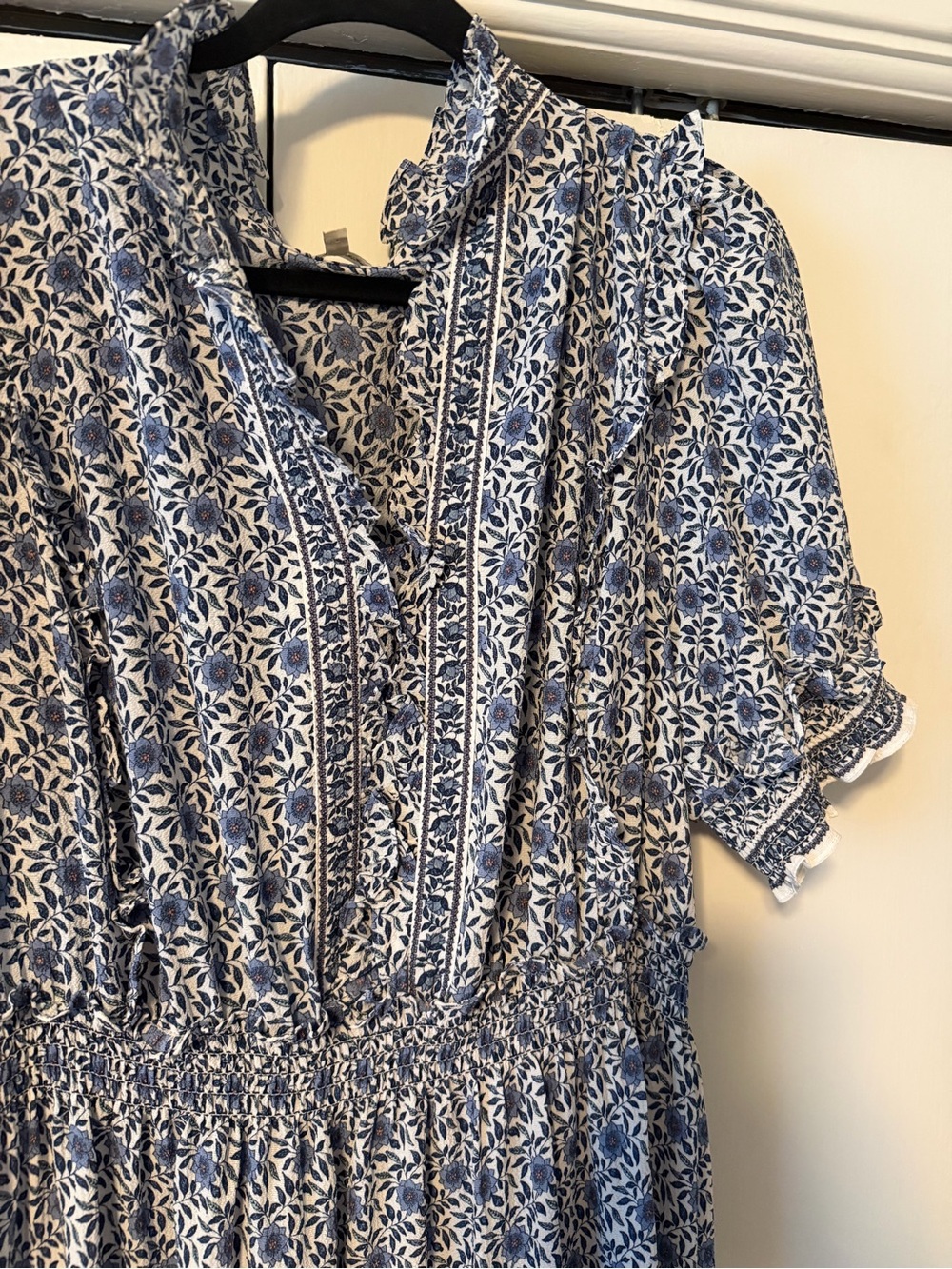 Max Studio Blue Floral Maxi Dress with Smocked Waist - Picture 2 of 2